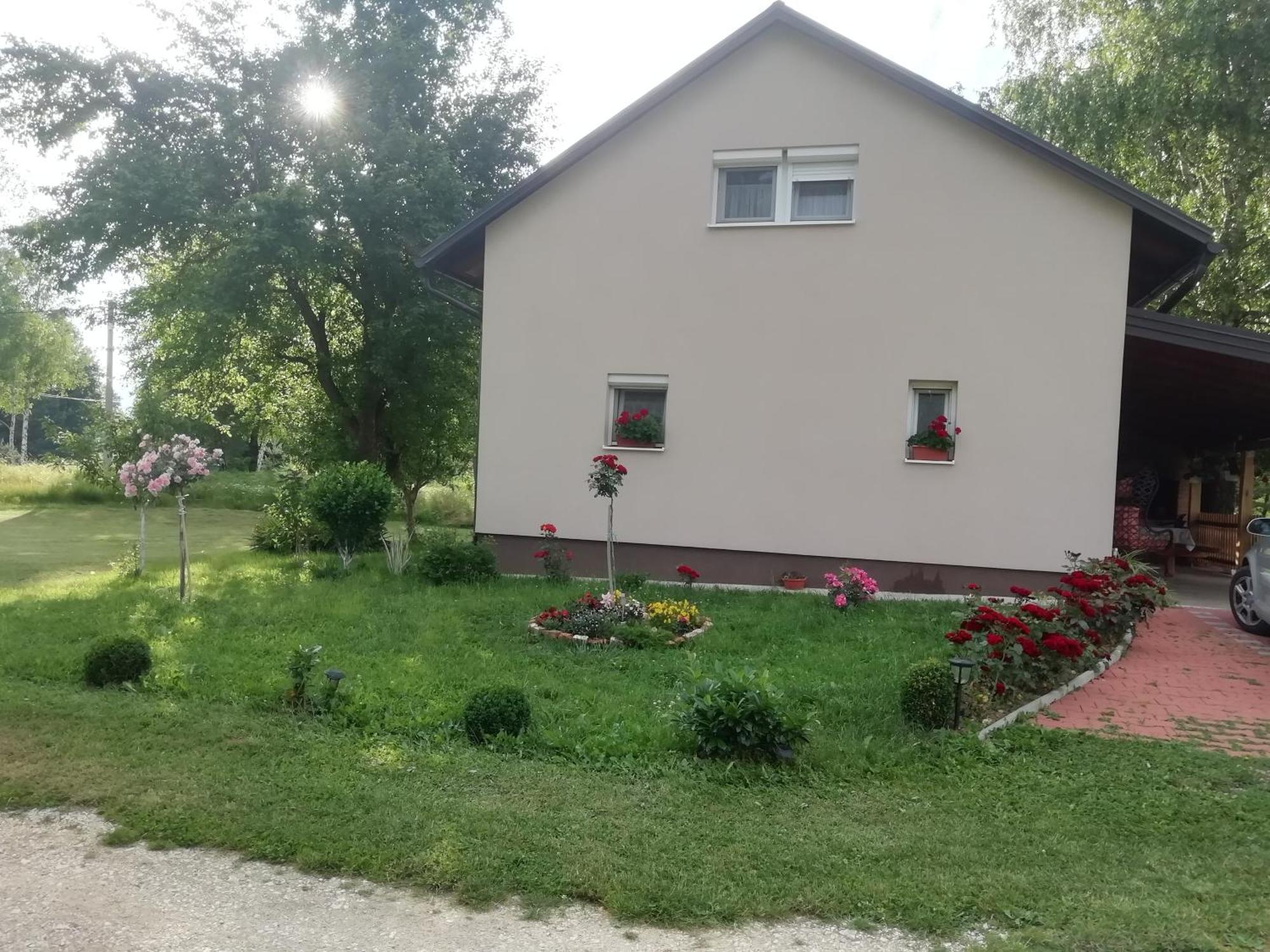 Holiday home Kuca Za Odmor Lika *