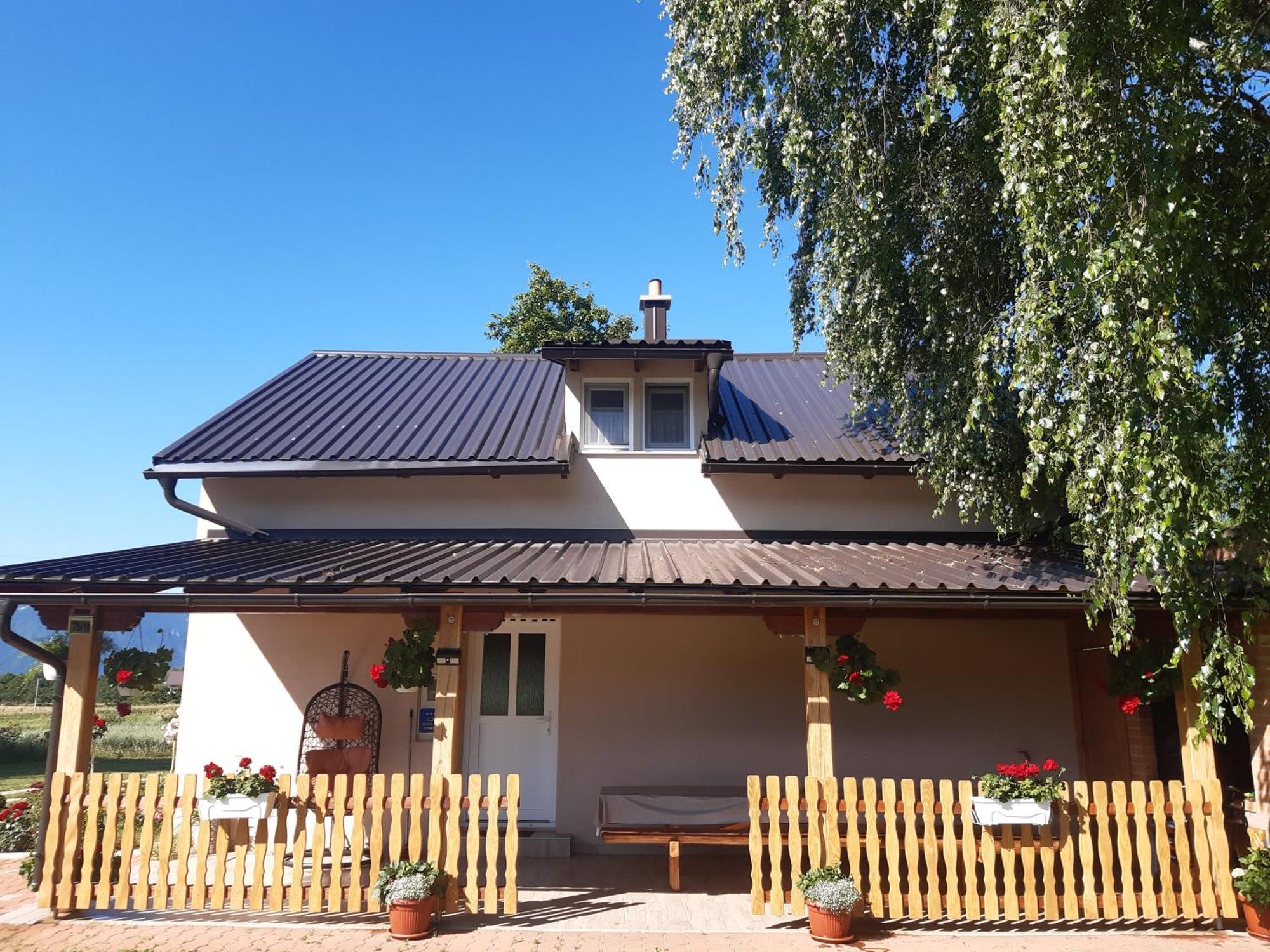 Holiday home Kuca Za Odmor Lika